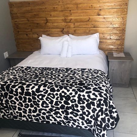 The Nest Overnight And Accommodation Usakos Экстерьер фото