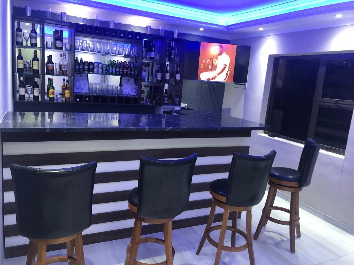 The Nest Overnight And Accommodation Usakos Экстерьер фото